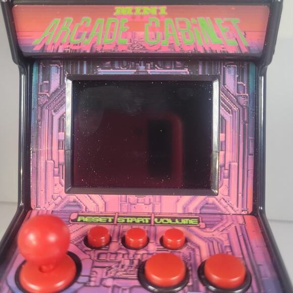 200-Game Mini Arcade Machine Funderdome Retro Classic Gaming 2011 - Picture 9 of 16